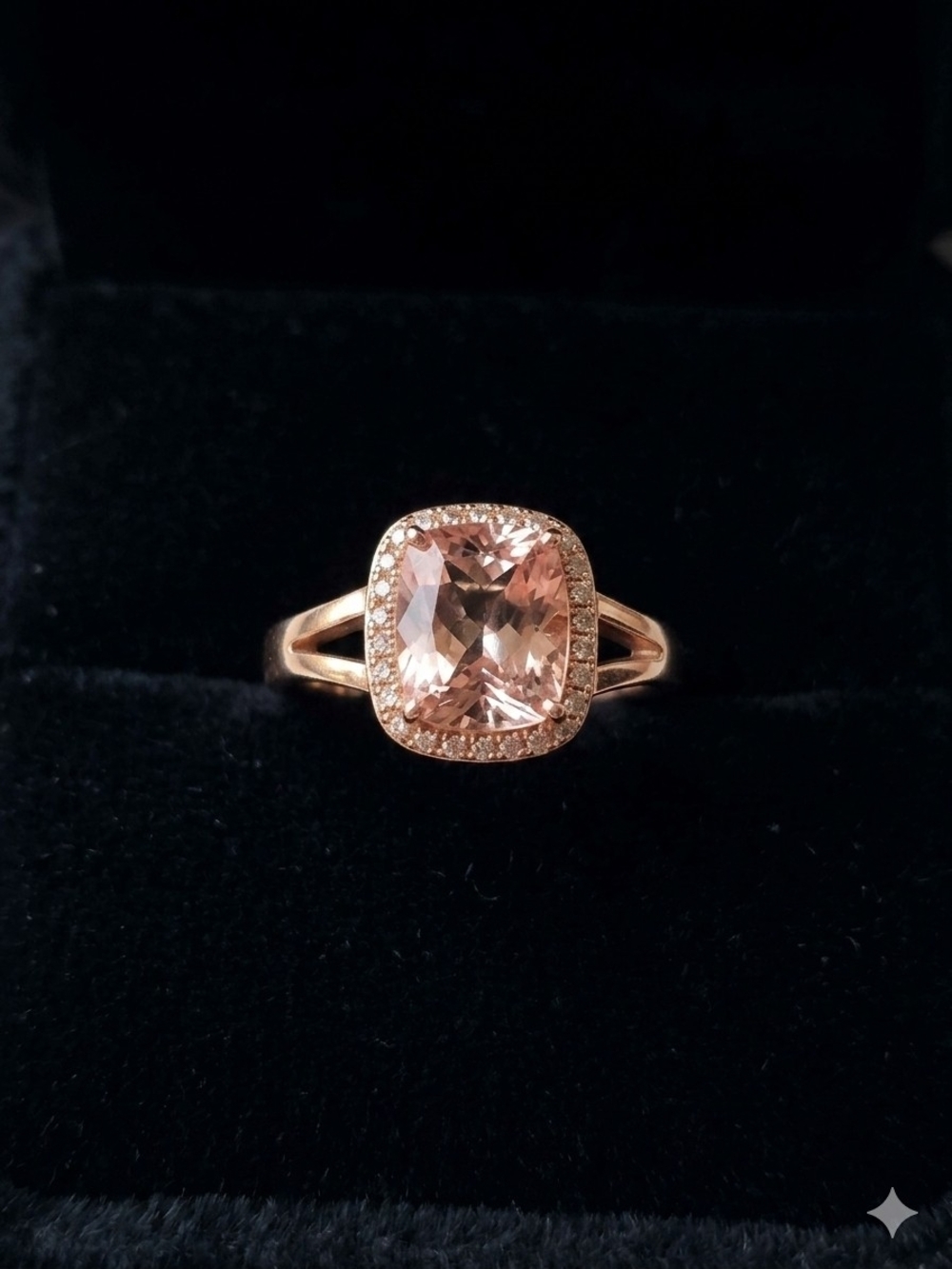 ** DO NOT MISS THIS BEAUTY **
3 Carat Morganite Pink Moissanite Ring * Size:7